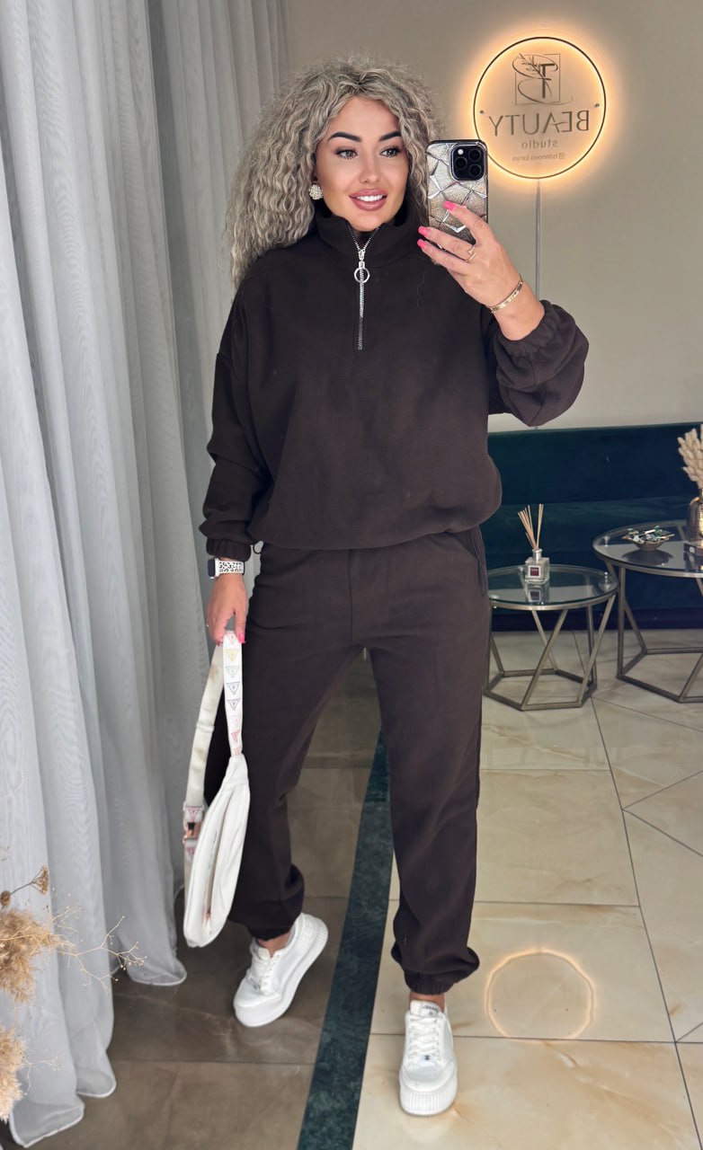 b337f9cb-8b25-11f0-8624-dee18ff4e8c0_1