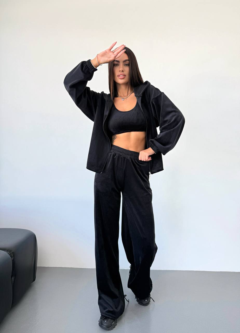 b354c438-7e7c-11f0-8624-dee18ff4e8c0_1