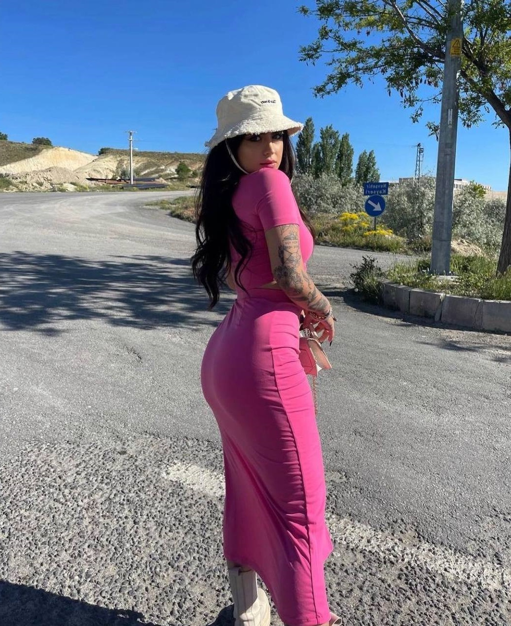 b444e8bf-23e5-11ef-ad92-166b0be12ee5_1