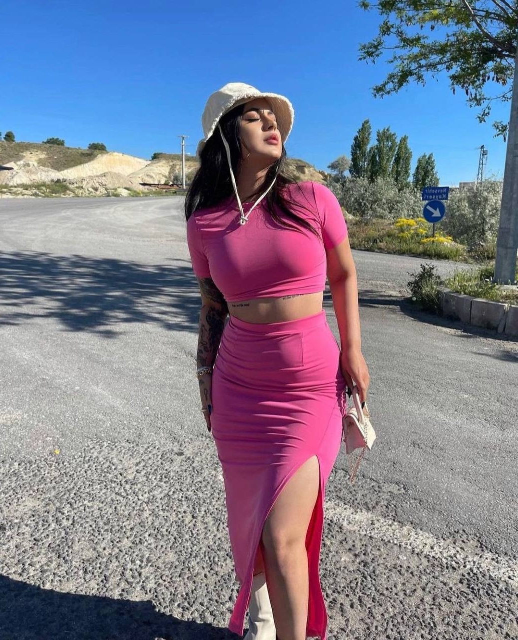 b444e8bf-23e5-11ef-ad92-166b0be12ee5_2