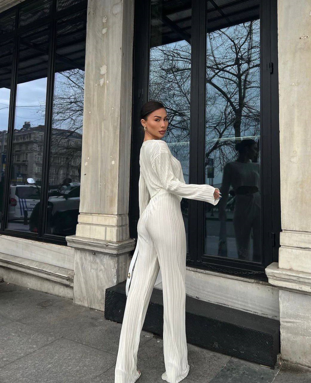 b466a9af-cdb8-11ee-ad4e-166b0be12ee5_2