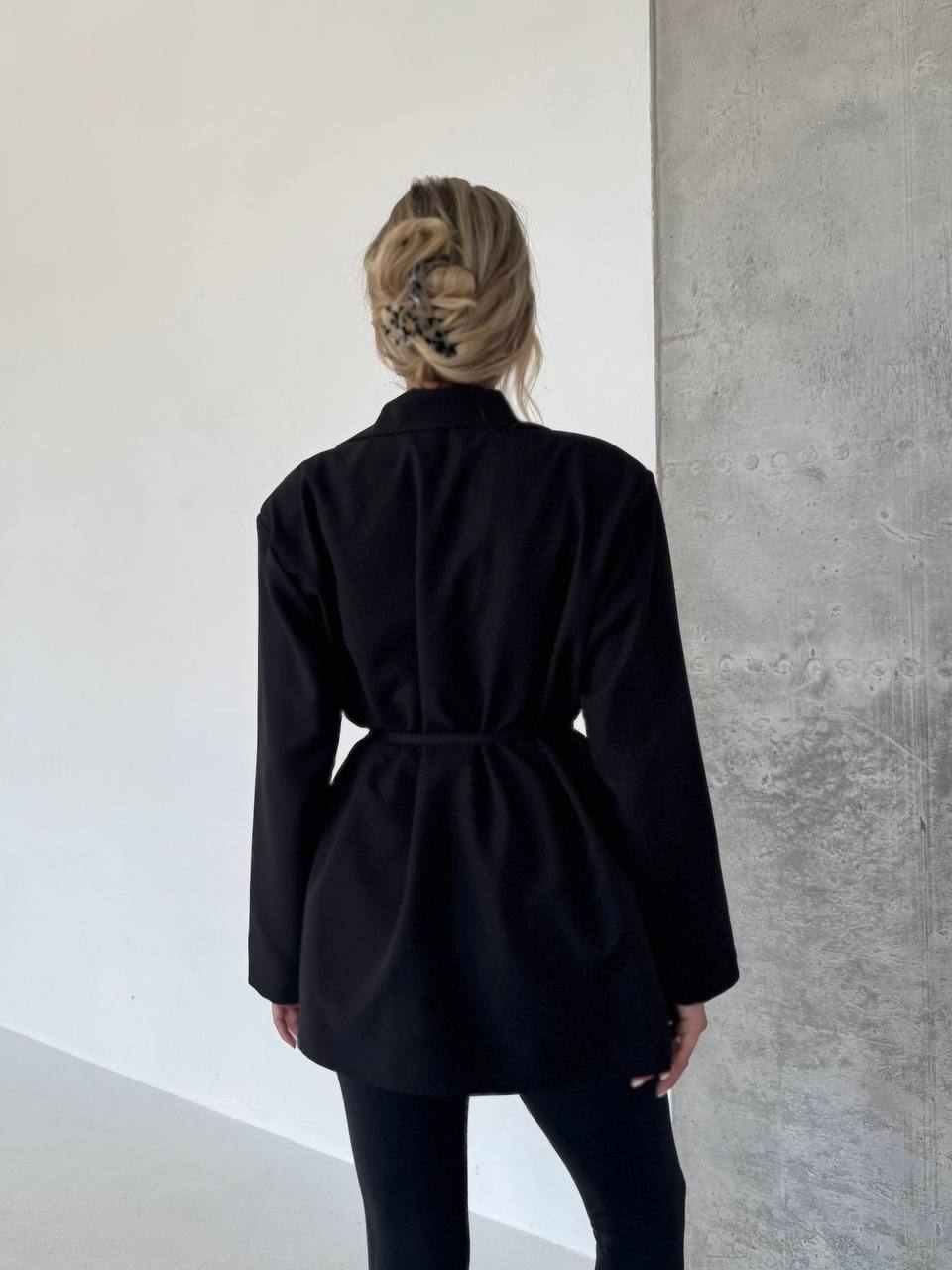 b6438ea4-7ed1-11f0-8624-dee18ff4e8c0_1