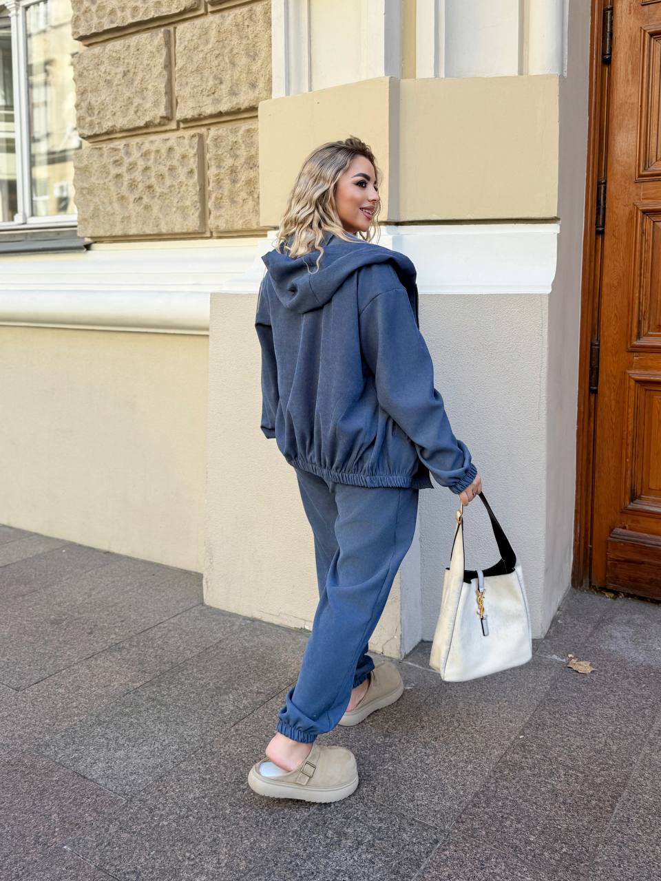 b6f3248d-8b4a-11f0-8624-dee18ff4e8c0_1