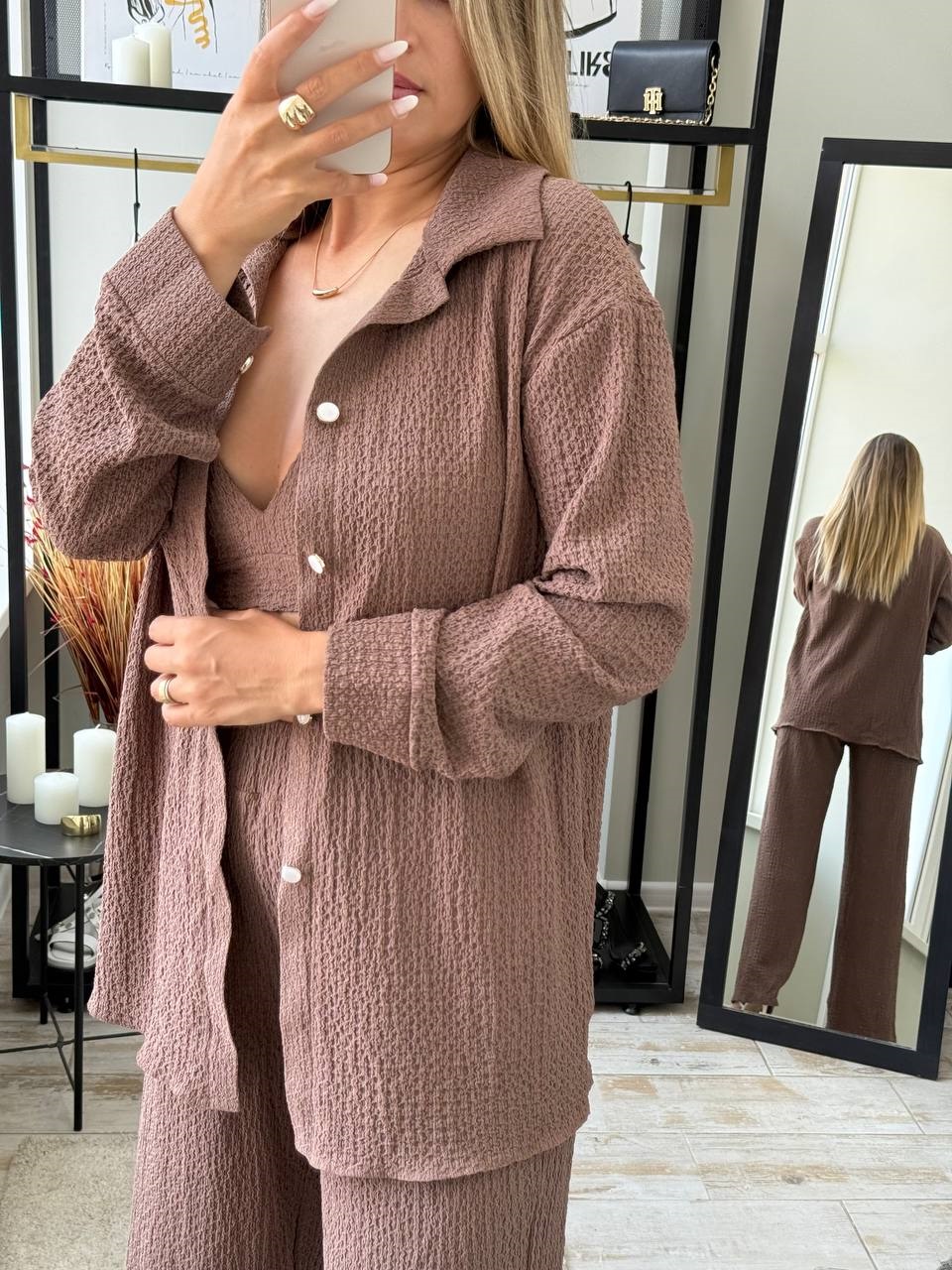 b87a861e-411c-11f0-8622-dee18ff4e8c0_4