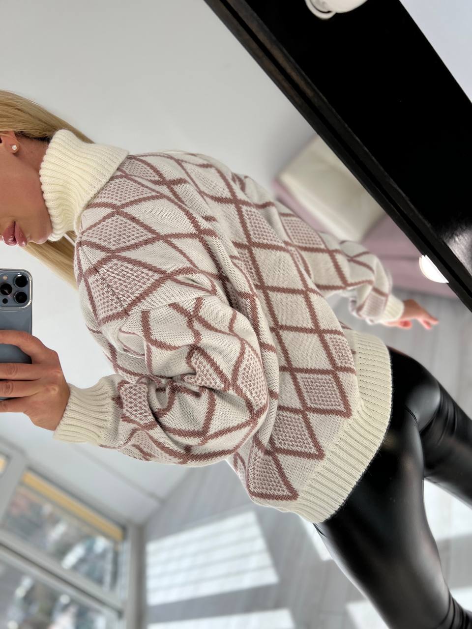 b8fb4fad-3f0a-11ed-acc4-166b0be12ee5_2