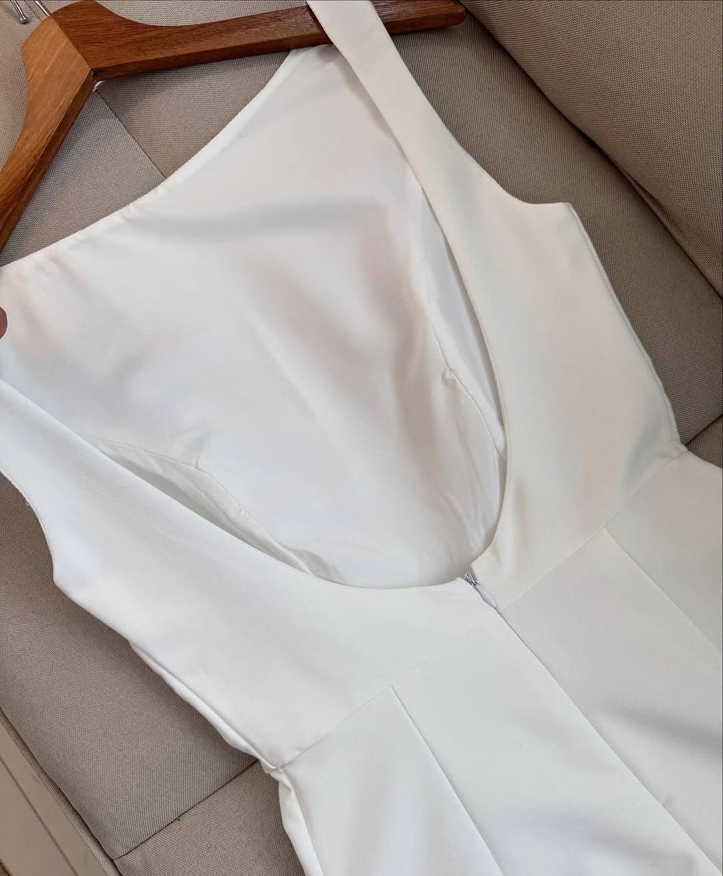 b98b86d8-5c21-11f0-8622-dee18ff4e8c0_1