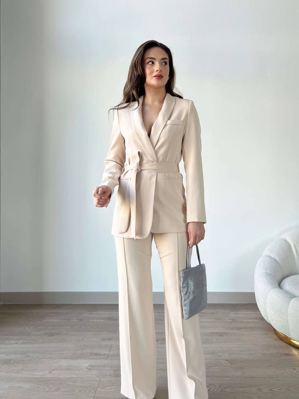 ba083485-fb3a-11ef-8621-dee18ff4e8c0_2