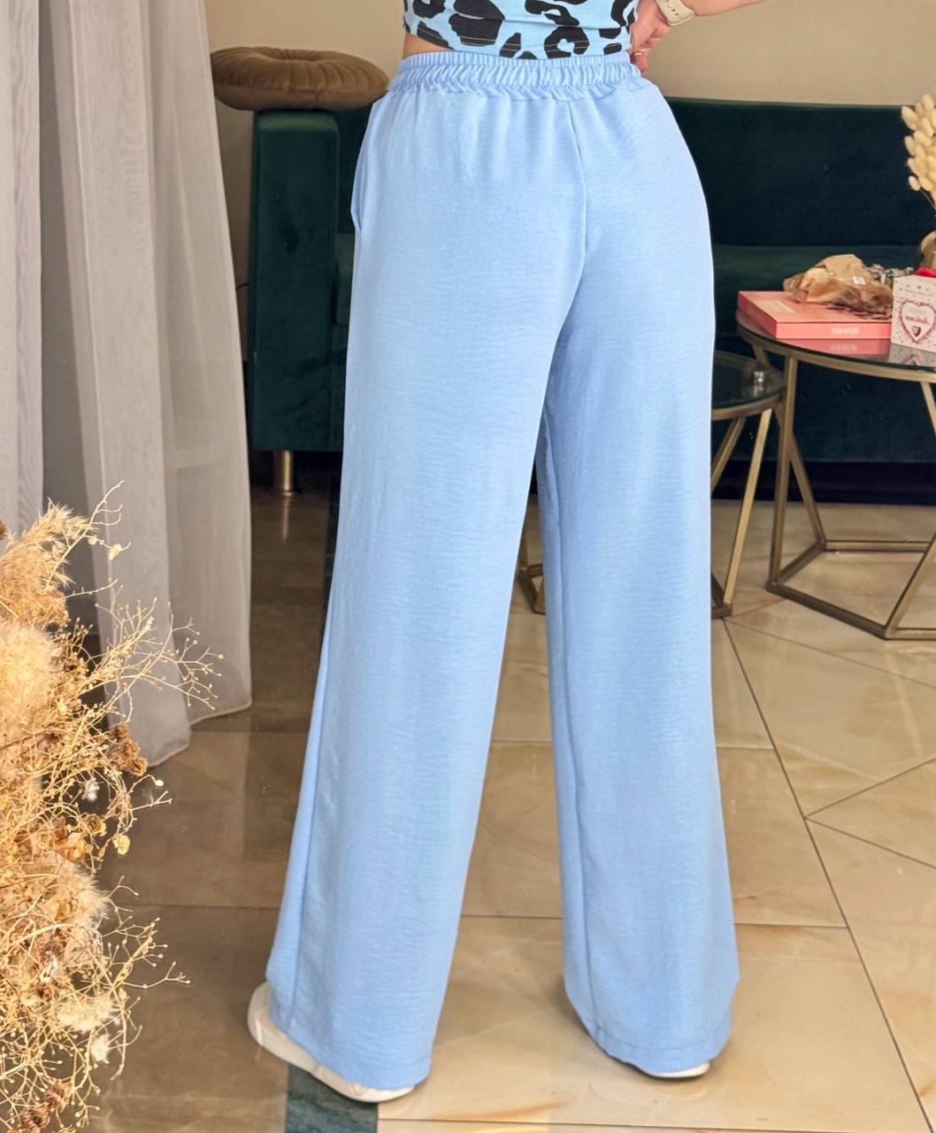 bae4b5c0-5db5-11f0-8622-dee18ff4e8c0_1