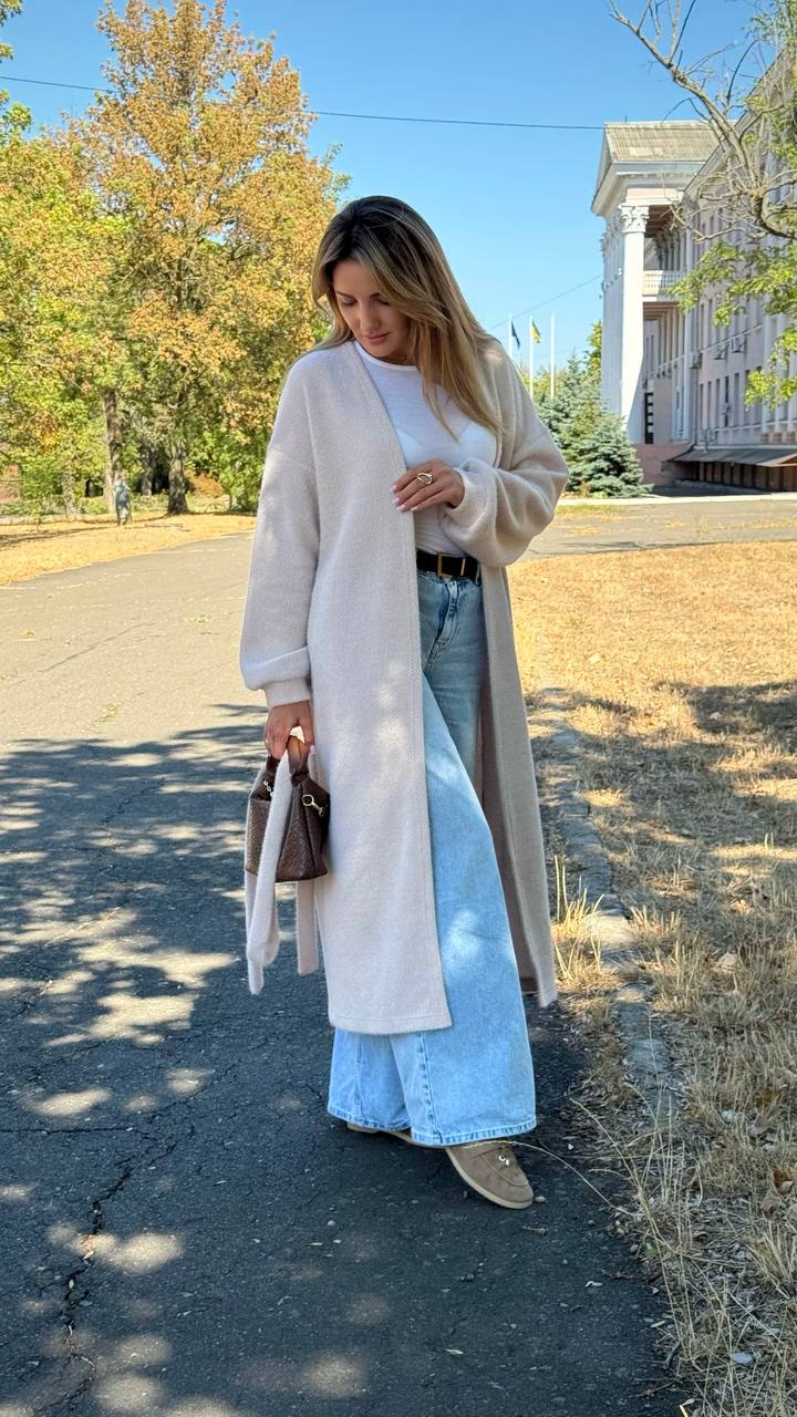 bb8ae6ca-89b0-11f0-8624-dee18ff4e8c0_1