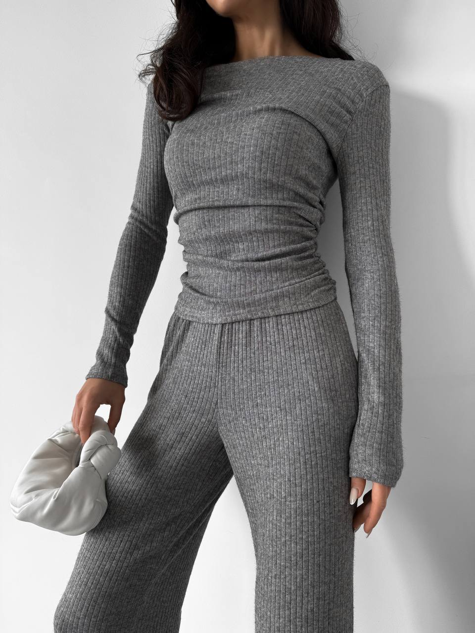 bbb8a6a8-42e2-11f0-8622-dee18ff4e8c0_2