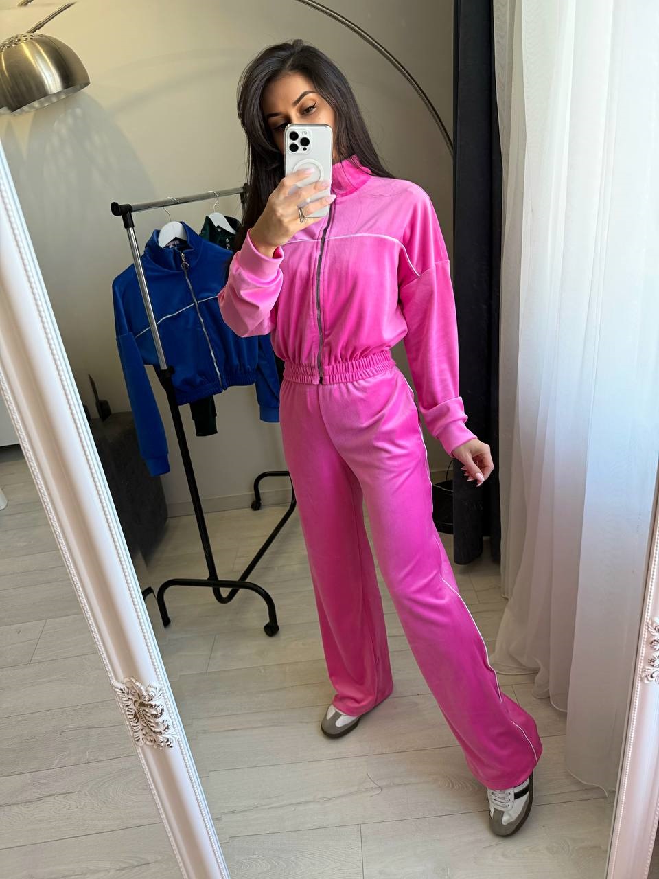 bc09cba7-0925-11f0-8621-dee18ff4e8c0_0