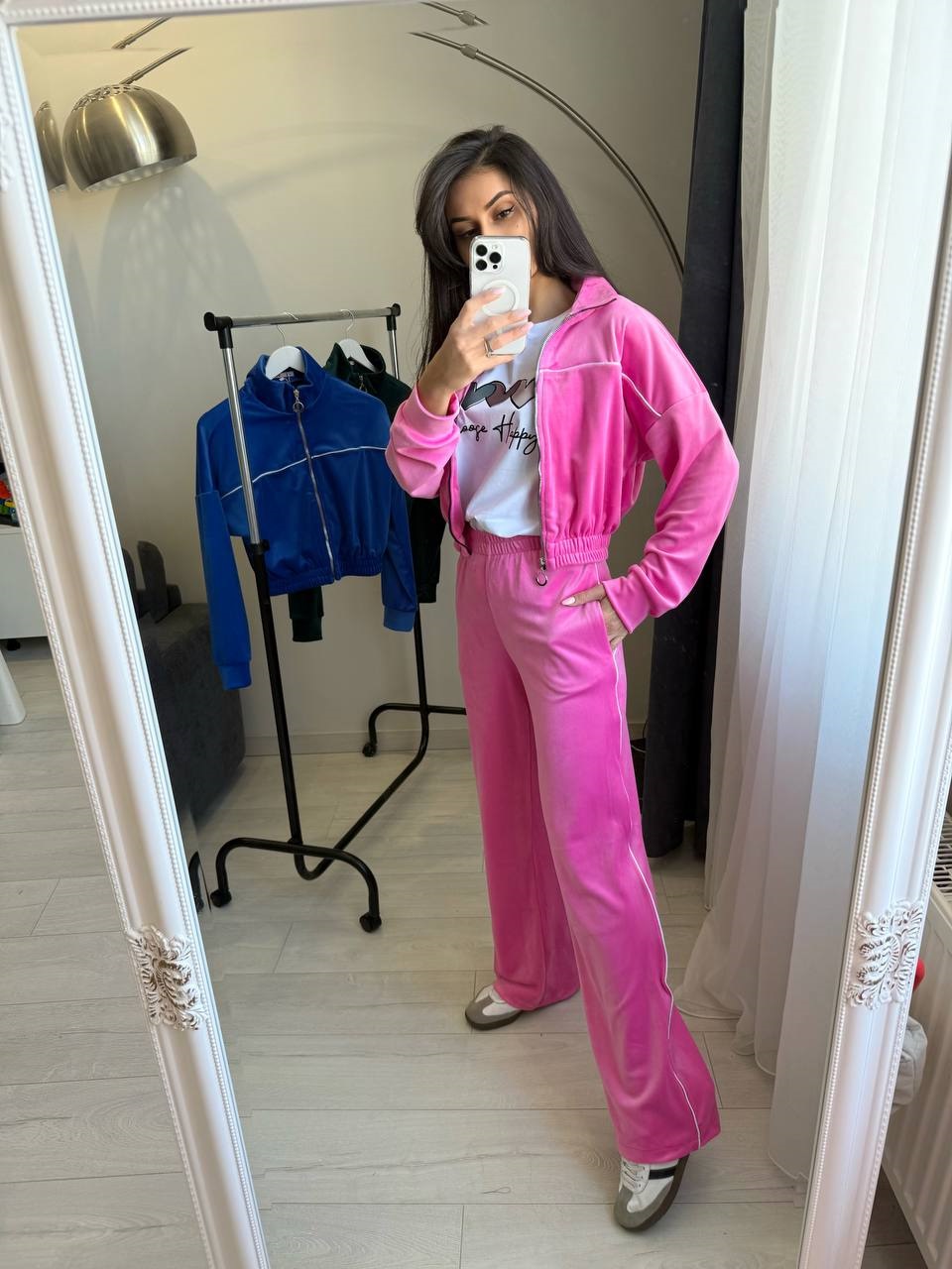 bc09cba7-0925-11f0-8621-dee18ff4e8c0_1