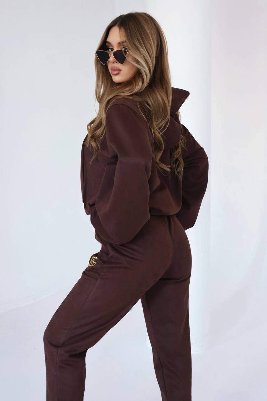 bc2f3c30-9fc8-11f0-8624-dee18ff4e8c0_2