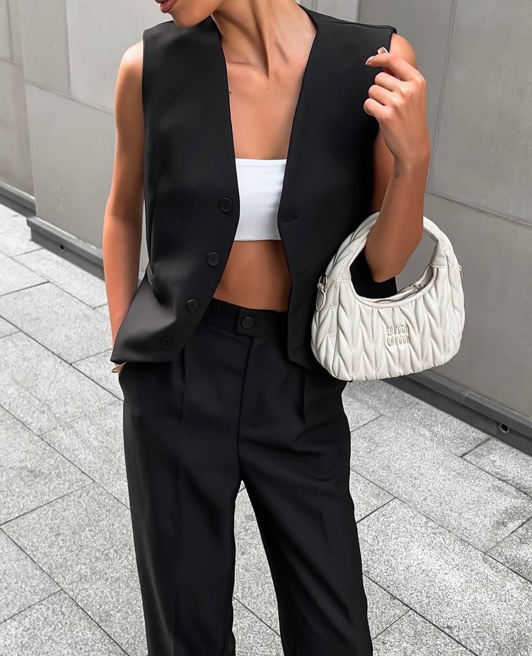 bd853d6c-149e-11f0-8621-dee18ff4e8c0_1