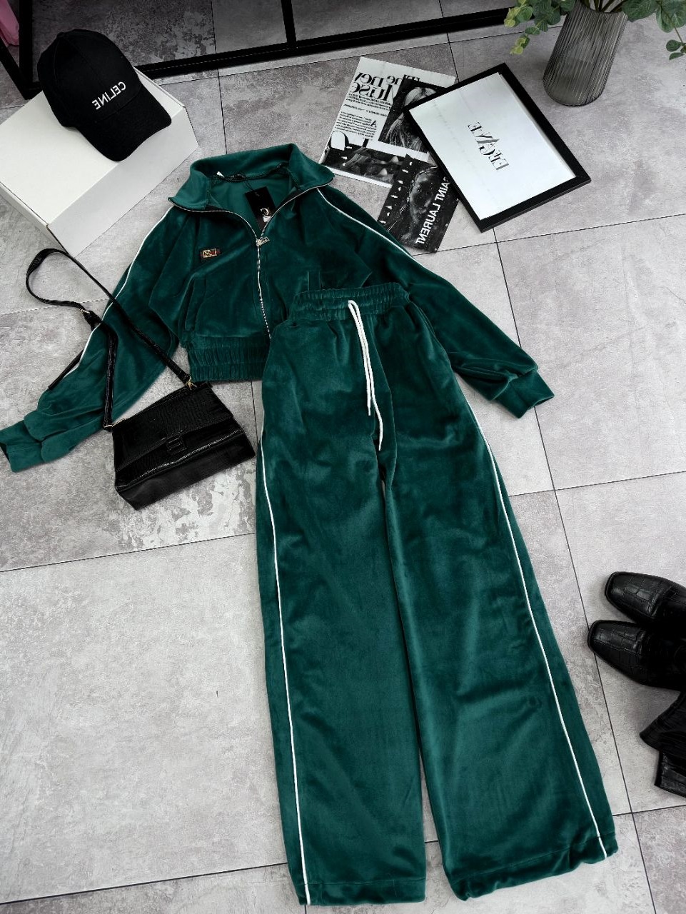 bdef8425-de2b-11ef-8621-dee18ff4e8c0_0