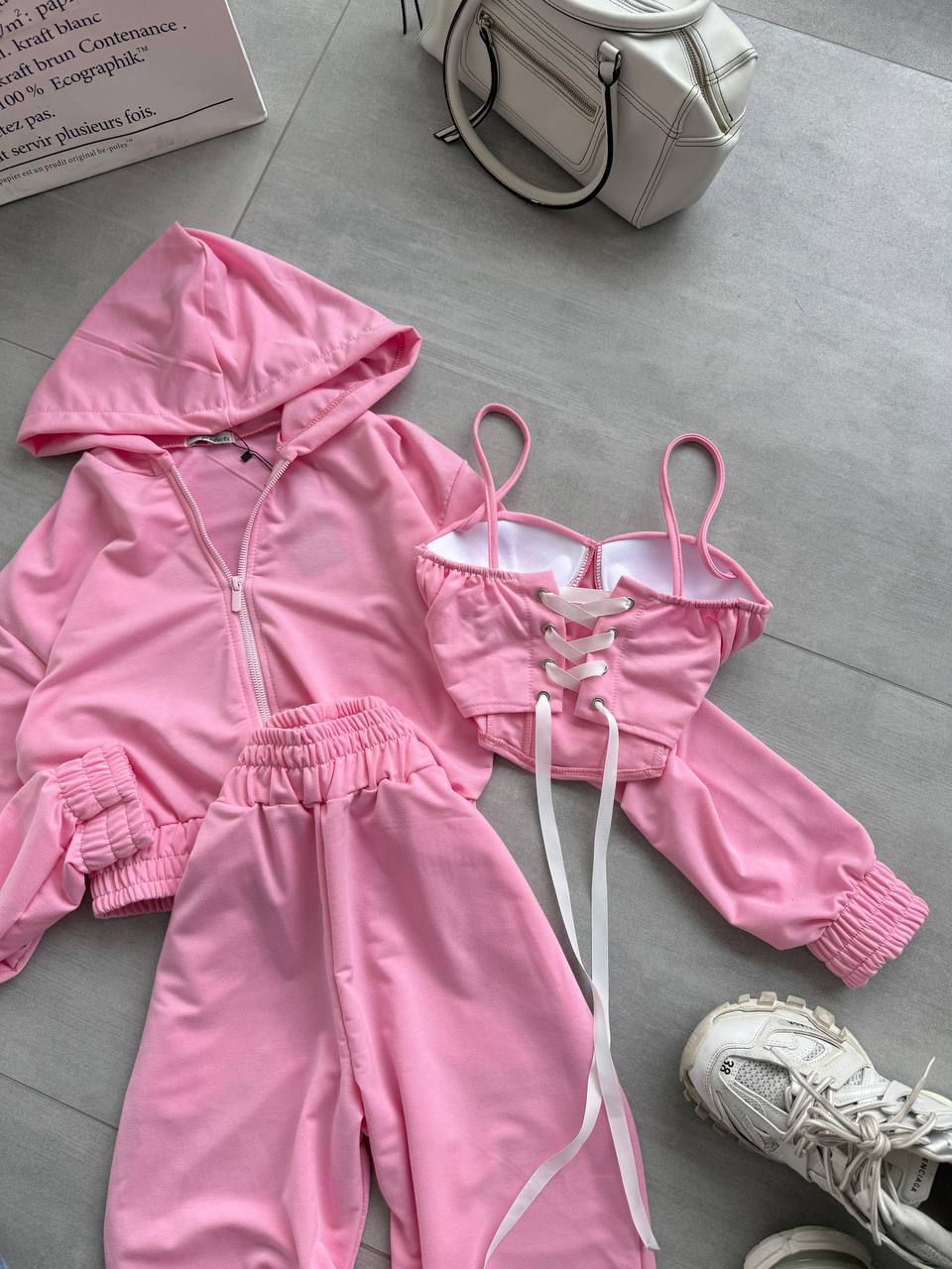 beb49108-144b-11f0-8621-dee18ff4e8c0_1