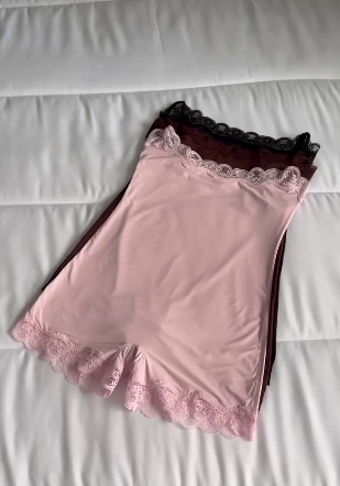 bfbe75f8-eb03-11ef-8621-dee18ff4e8c0_2