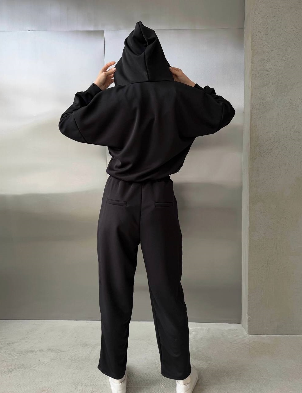 bfdcc230-feab-11ef-8621-dee18ff4e8c0_2