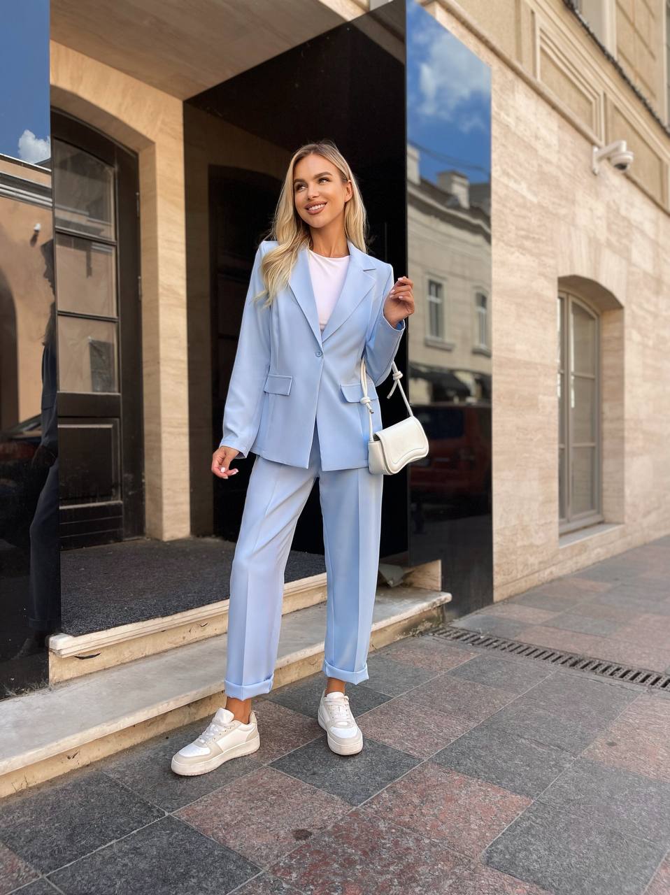 c0e83328-e92a-11ef-8621-dee18ff4e8c0_0