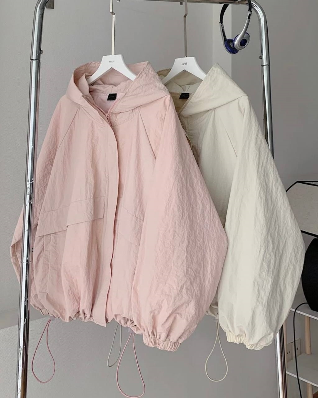 c0e8ab7a-7b6e-11f0-8624-dee18ff4e8c0_2