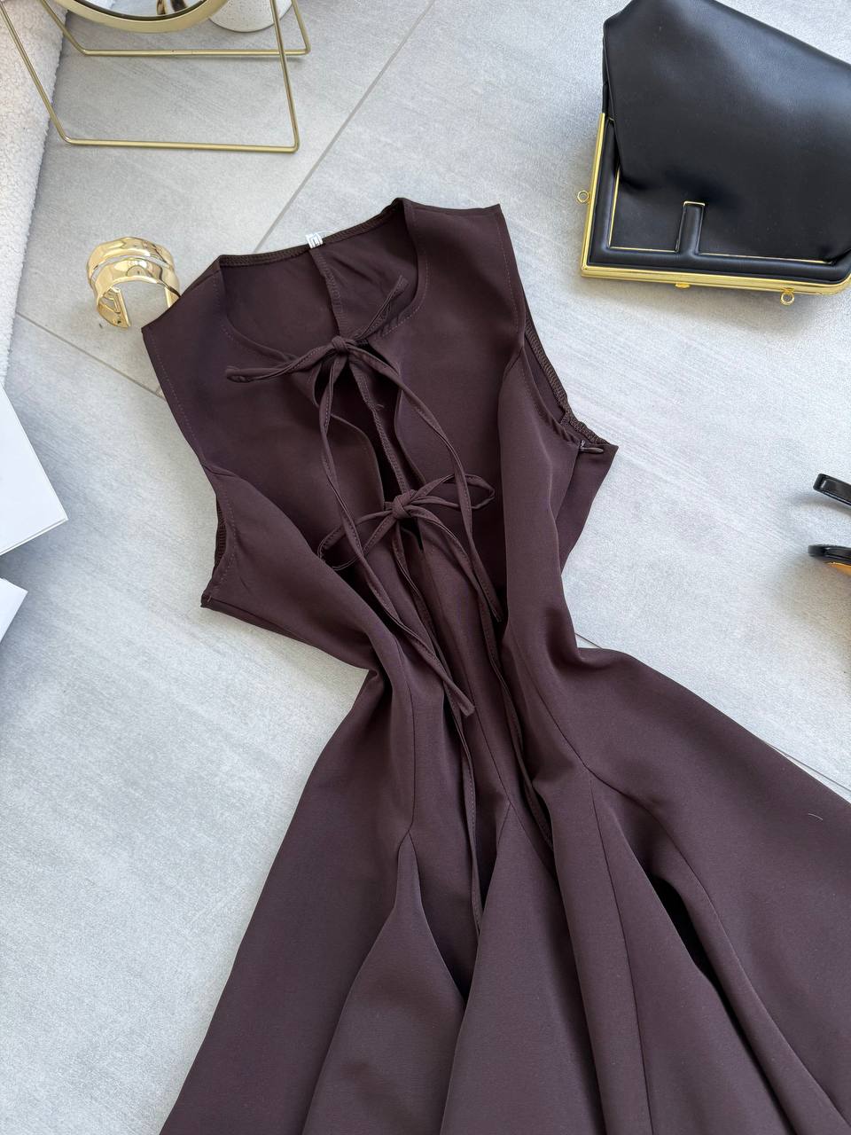 c10b521d-05b1-11f0-8621-dee18ff4e8c0_2