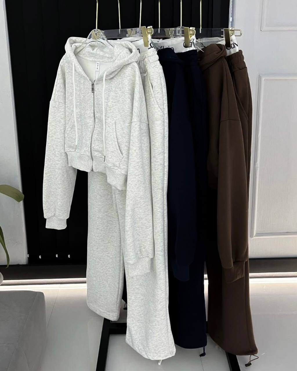 c17ec715-99fd-11f0-8624-dee18ff4e8c0_0