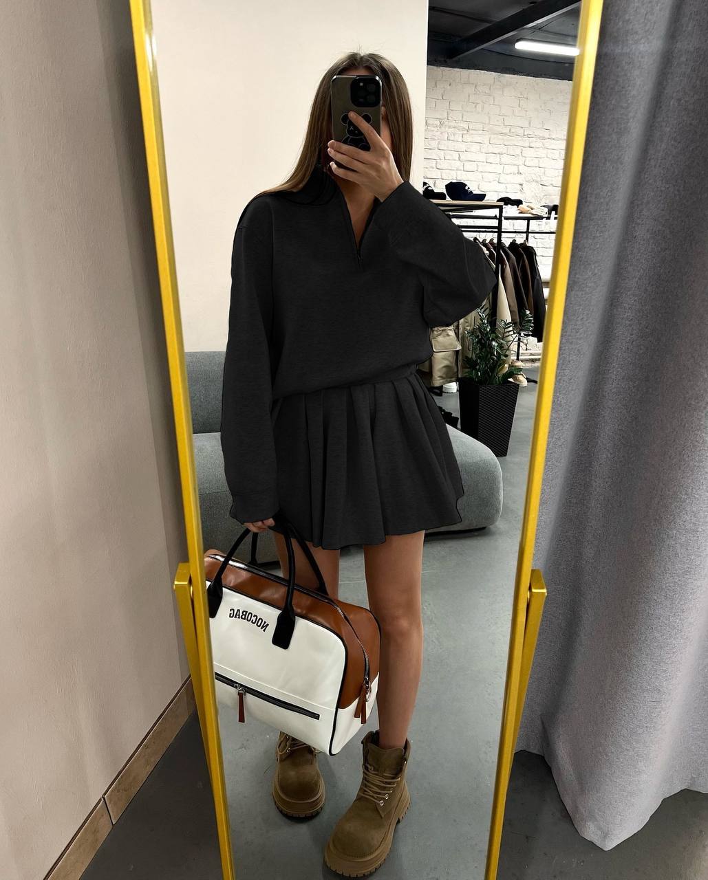 c1eb8433-e326-11ef-8621-dee18ff4e8c0_0