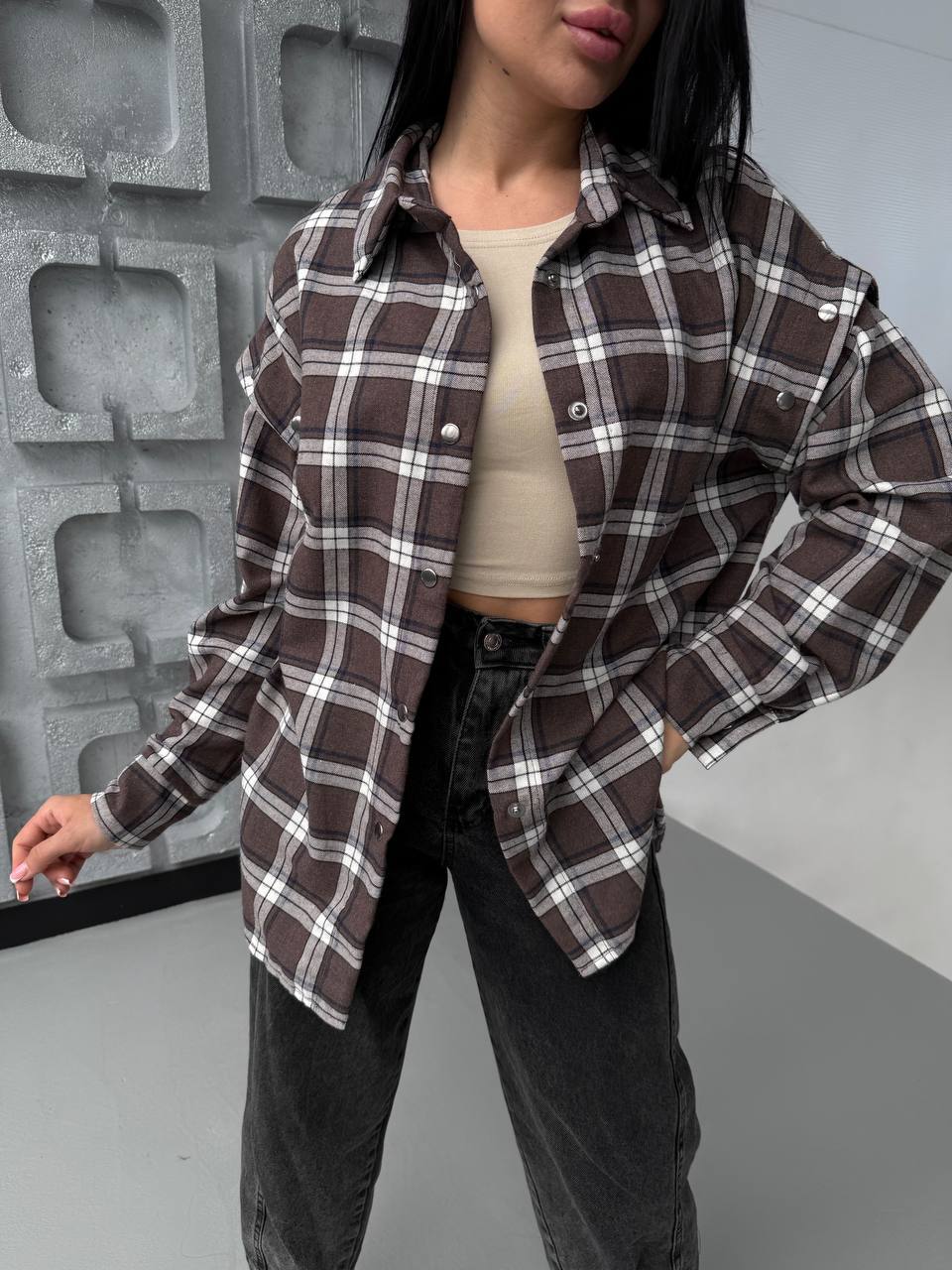 c27d0d44-4107-11f0-8622-dee18ff4e8c0_1