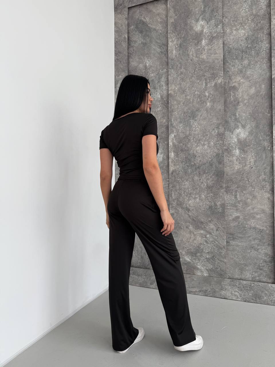 c37b7026-187d-11f0-8621-dee18ff4e8c0_1