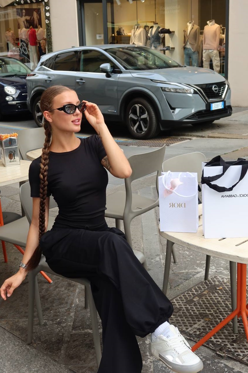 c41bdf54-5ef8-11f0-8622-dee18ff4e8c0_1