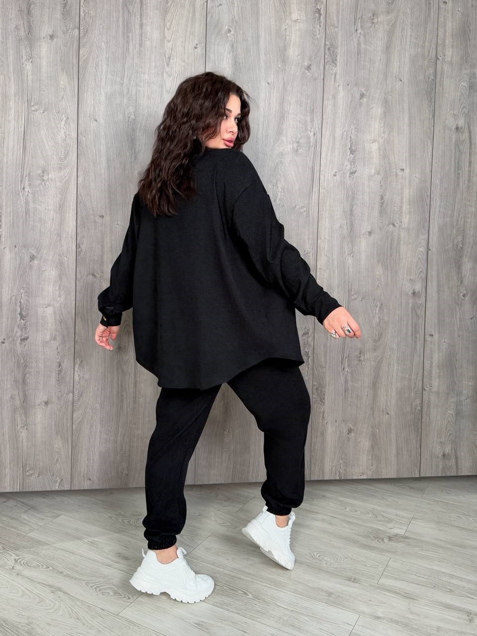 c41fa9a1-f60a-11ef-8621-dee18ff4e8c0_2