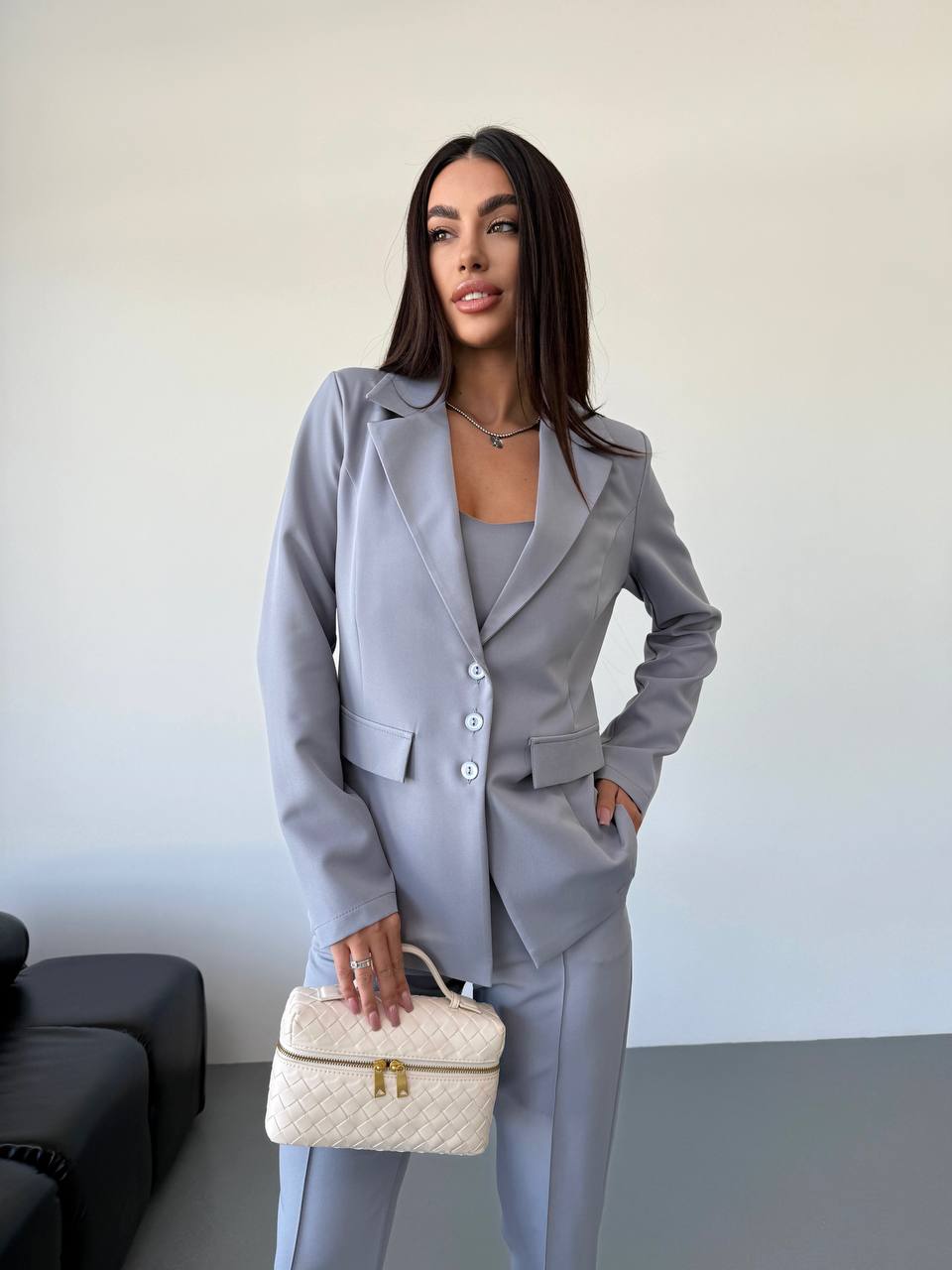 c599c1f8-41c5-11f0-8622-dee18ff4e8c0_2