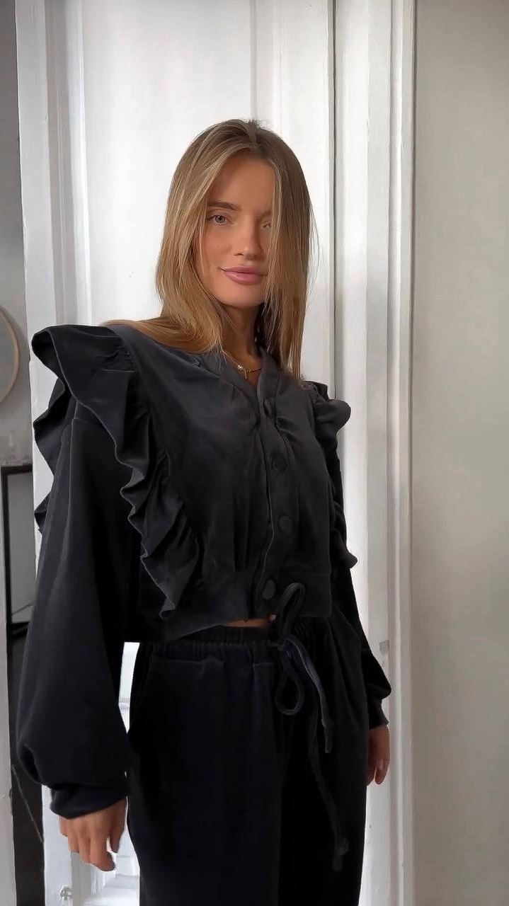 c645901a-b536-11ee-ad47-166b0be12ee5_1