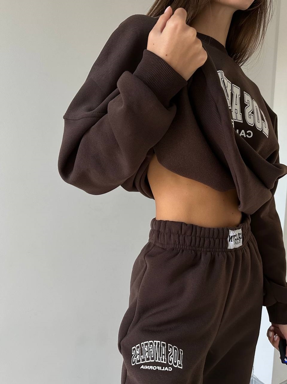 c682410c-92a7-11ee-ad3e-166b0be12ee5_1