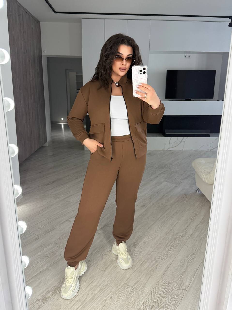 c6ef3c6f-908a-11f0-8624-dee18ff4e8c0_0