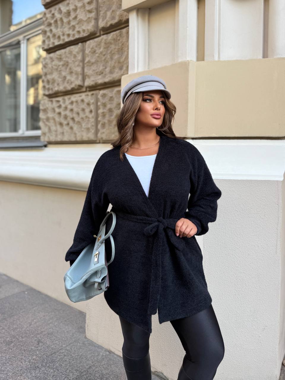 c6ef3ca7-908a-11f0-8624-dee18ff4e8c0_0