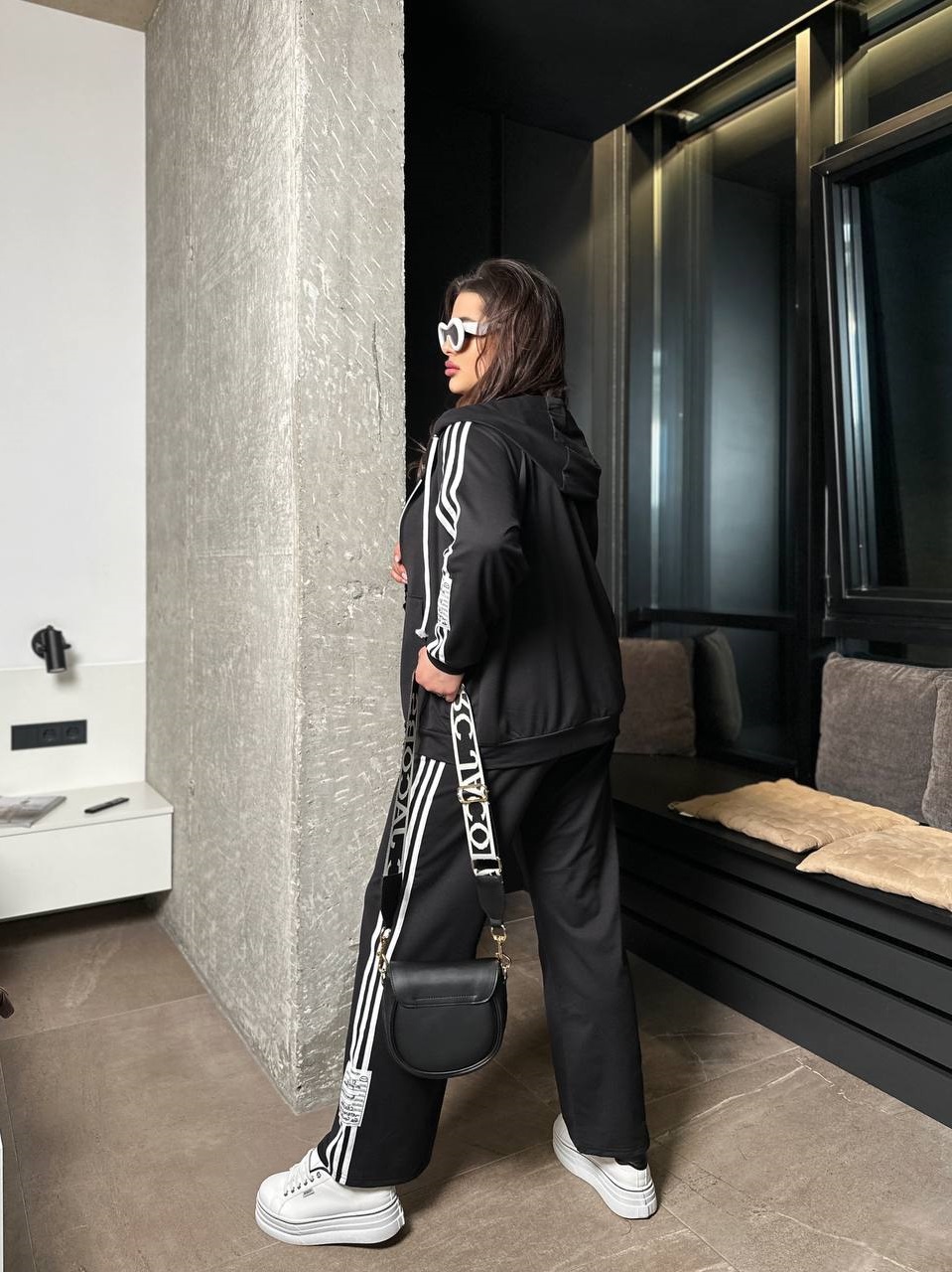 c74e0630-d61d-11ee-ad51-166b0be12ee5_1