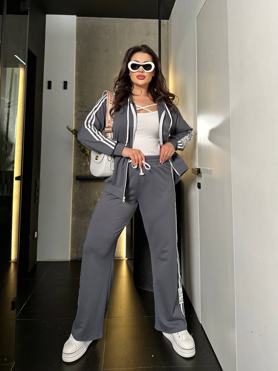 c74e0657-d61d-11ee-ad51-166b0be12ee5_3