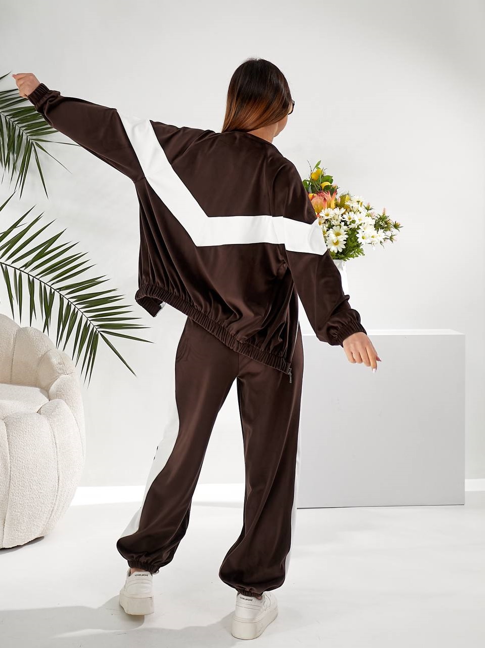 c8694f08-f2de-11ef-8621-dee18ff4e8c0_1