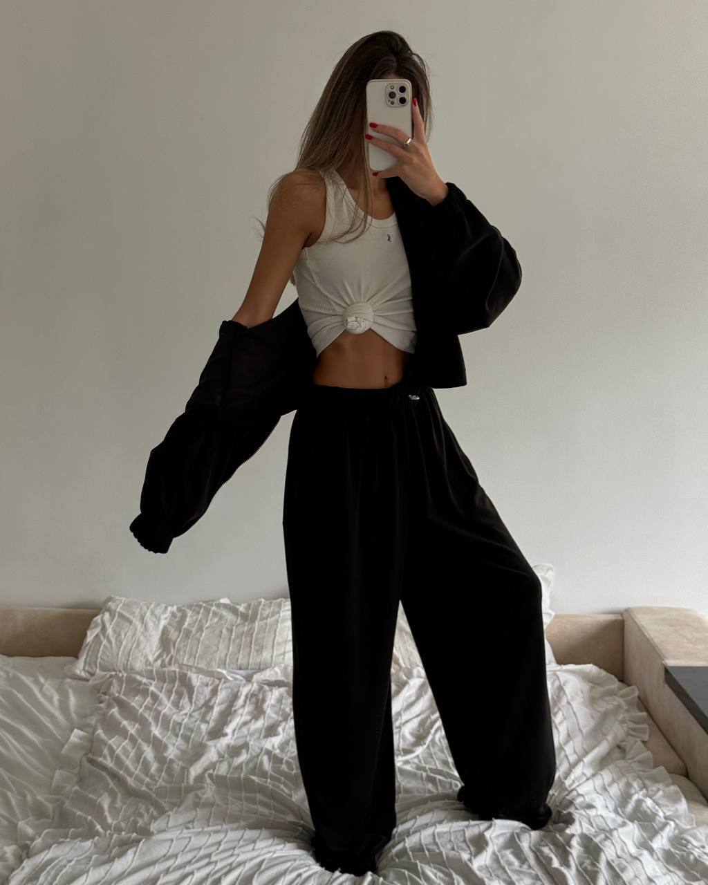 cb1aee82-958c-11f0-8624-dee18ff4e8c0_1