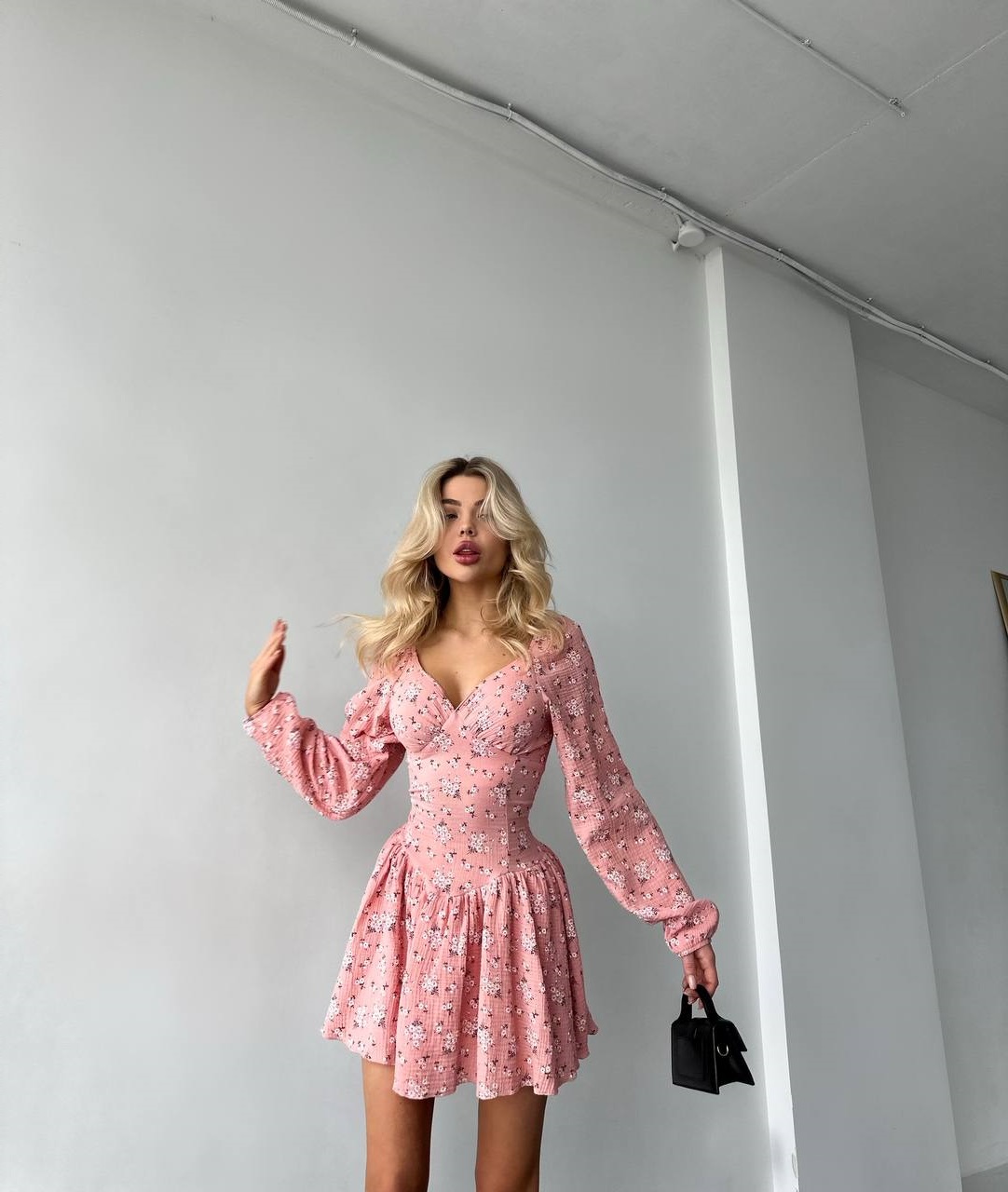 cb7eb23d-fdf8-11ee-ad75-166b0be12ee5_2