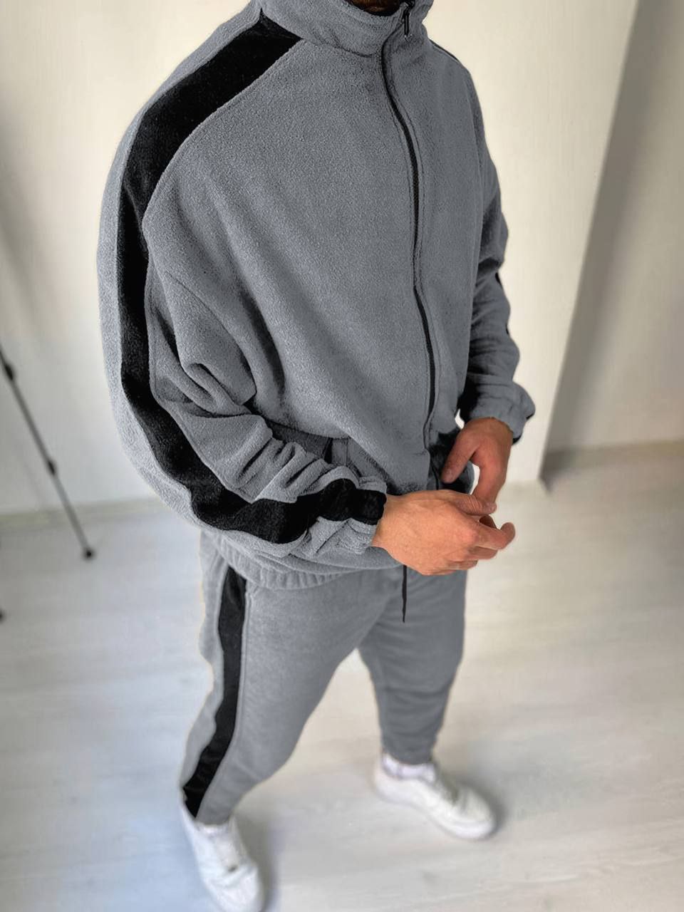 cc0f8429-8b8e-11ef-8620-dee18ff4e8c0_1