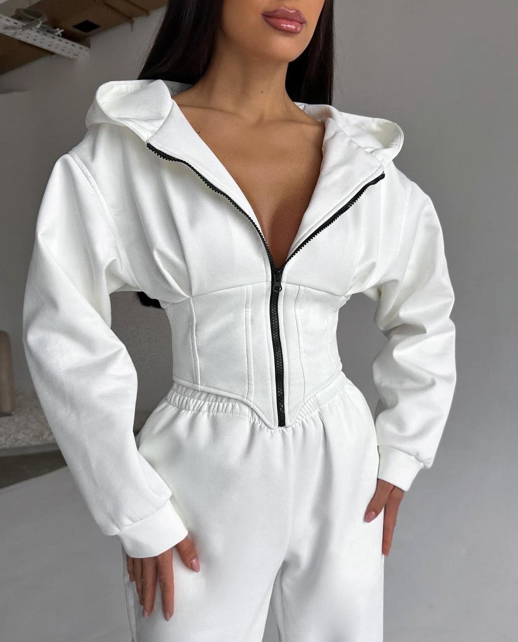 cd64b468-c8b9-11ee-ad4e-166b0be12ee5_2