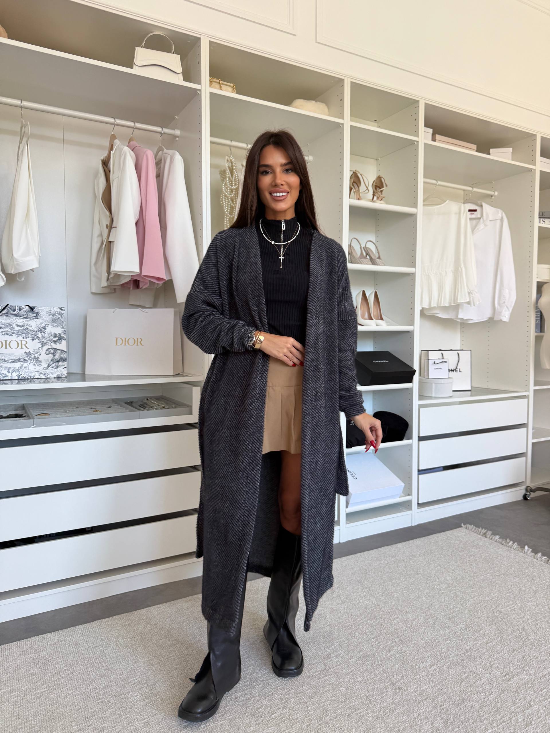 cd66e1e9-4442-11f0-8622-dee18ff4e8c0_1