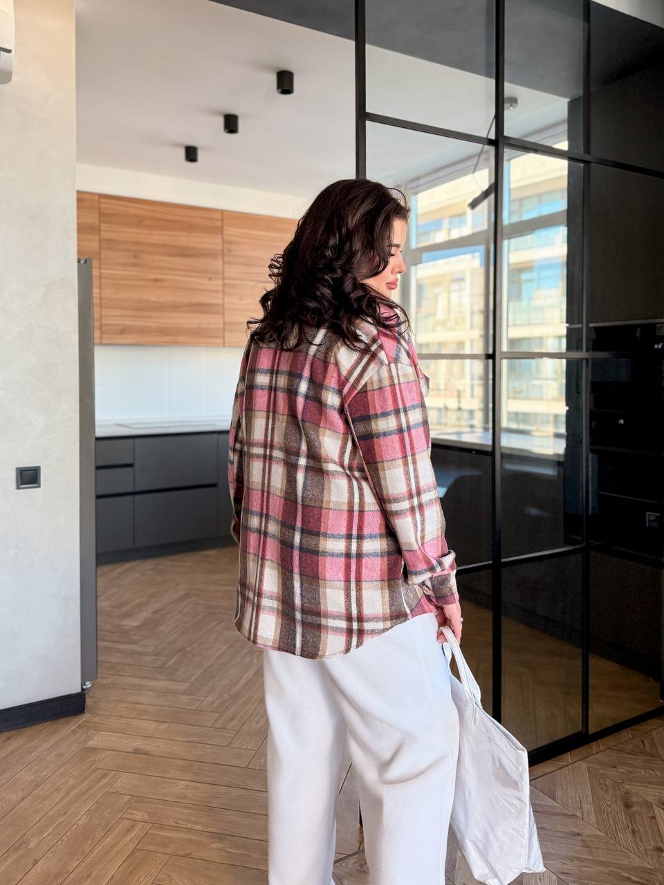 cd8bf569-da97-11ef-8621-dee18ff4e8c0_2