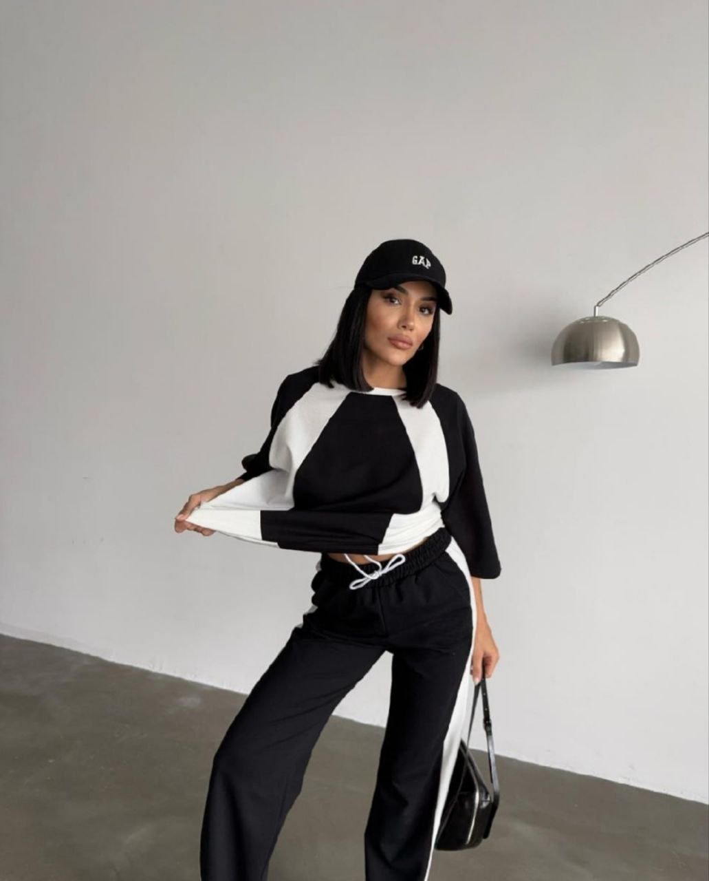 ce0a23db-2798-11f0-8622-dee18ff4e8c0_2