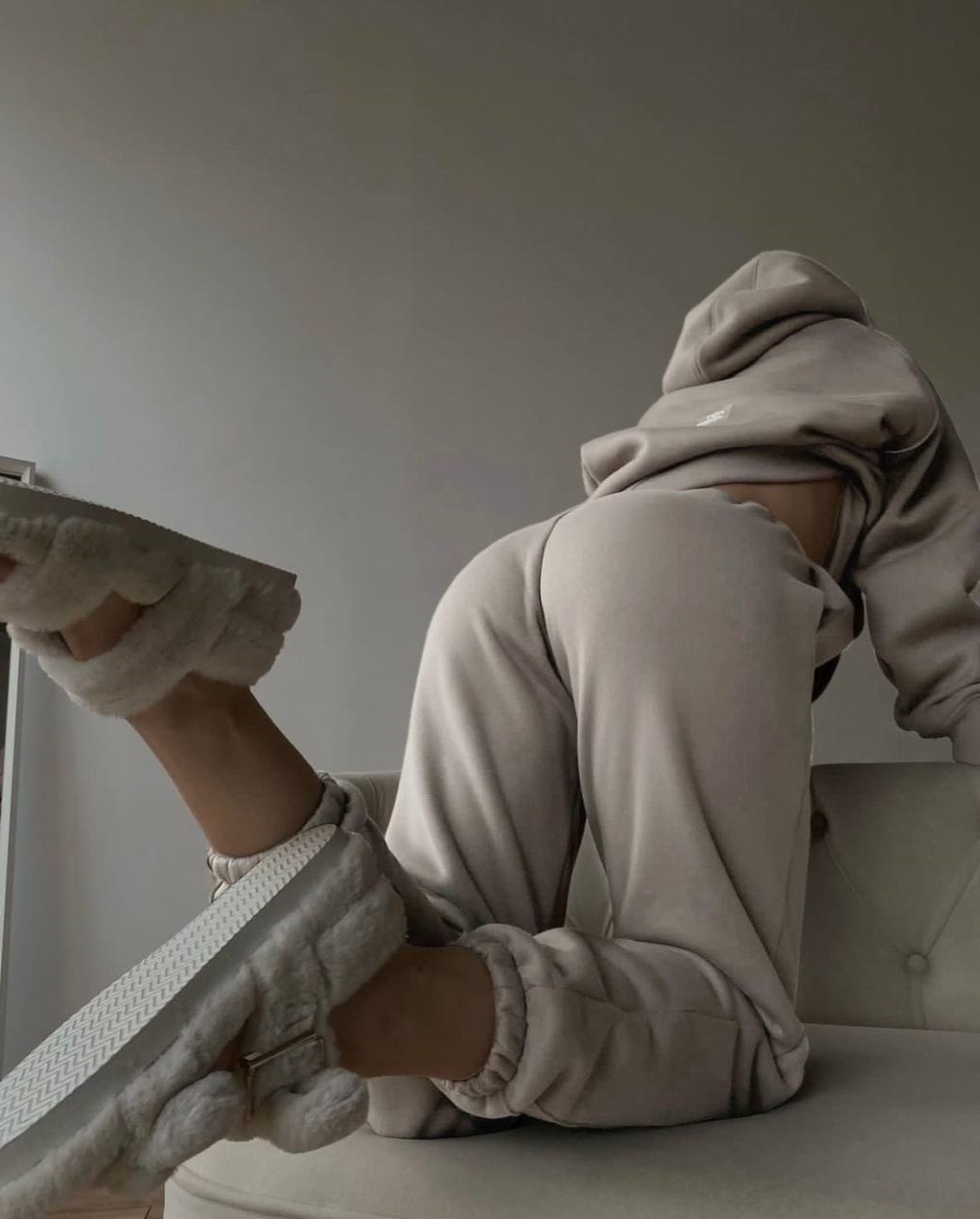 ce1f8dfe-9861-11ee-ad3f-166b0be12ee5_1