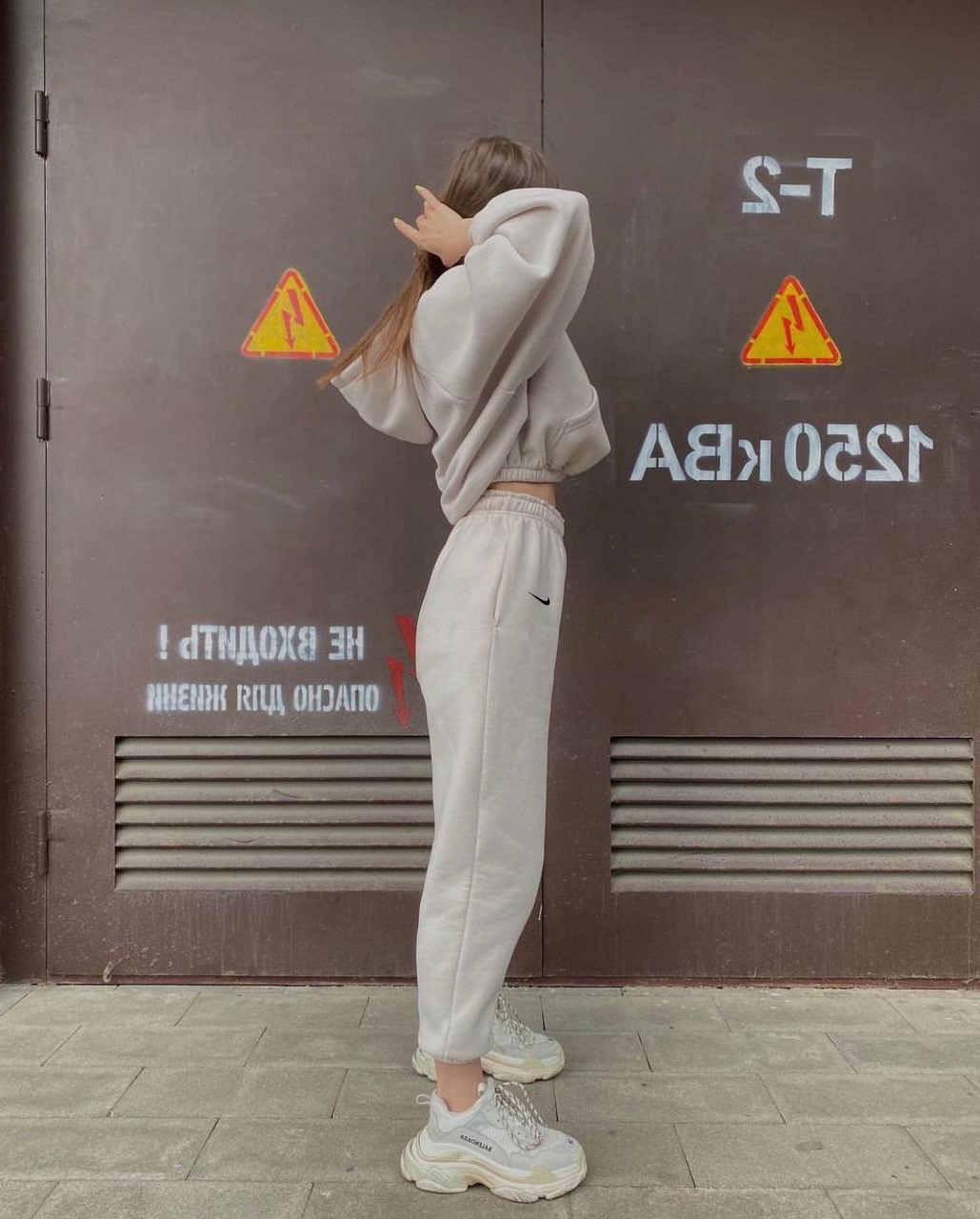 ce1f8dfe-9861-11ee-ad3f-166b0be12ee5_2