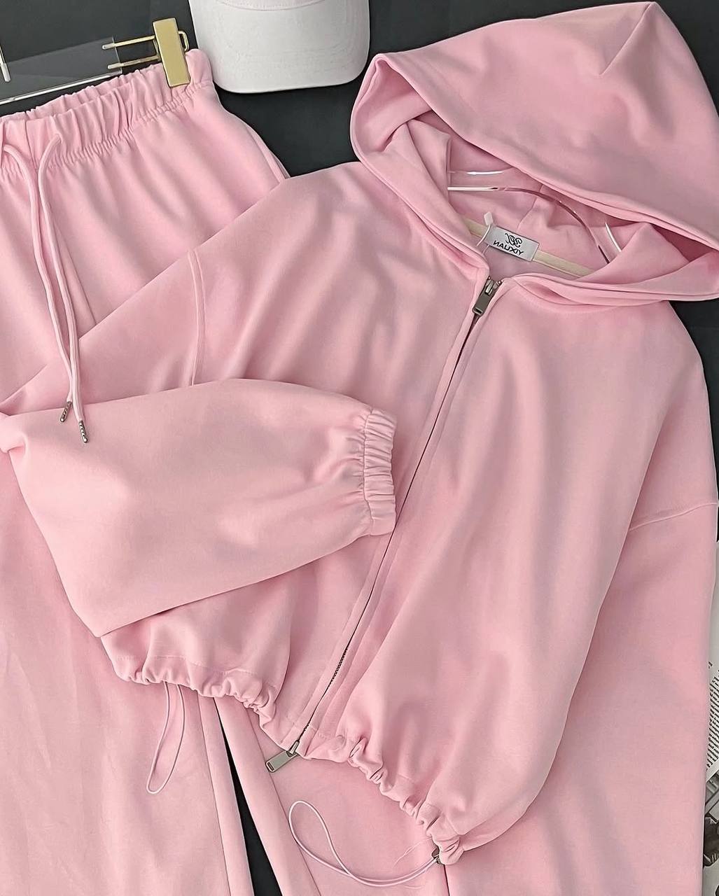 ce3e55ca-6bb6-11f0-8624-dee18ff4e8c0_1