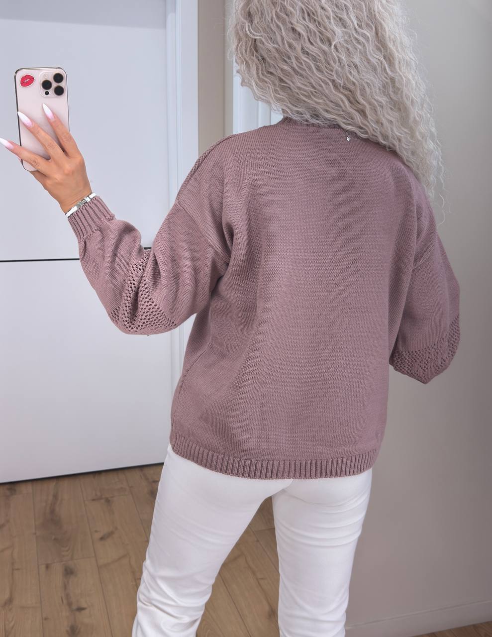 cea6250b-7d45-11f0-8624-dee18ff4e8c0_1